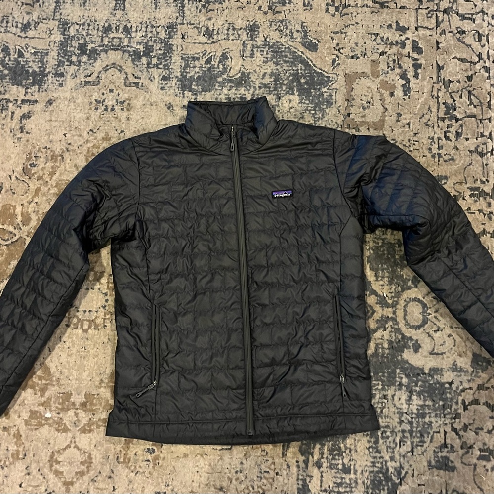 Men’s Patagonia quilted jacket